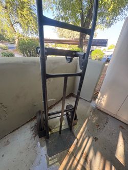 Heavy-Duty Stair-Climbing Dolly