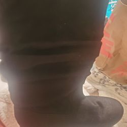 Black Boots
