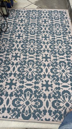 Outdoor Rugs (2) 5x7