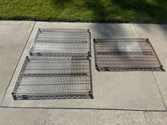 FREE NSF wire storage rack 24”x36”. Rusty. See photos