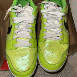 Nike Dunk Volt