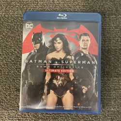 Batman Vs Superman Dawn Of Justice DC comics Blu Ray Disc 
