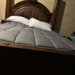 King Bed Frame + Night 