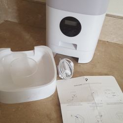 New Automatic Pet Feeder