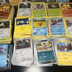 Over 1300 Pokemon card bundle! Holos/Reverse/Bulk ,All era (Mint)