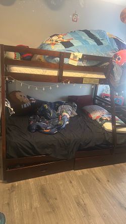 Kids bunk bed