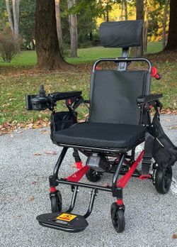 New Foldable Electric Wheelchair