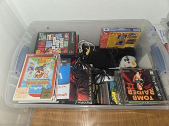 Vintage game lot