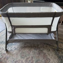 Baby Bassinet - Bedside Sleeper