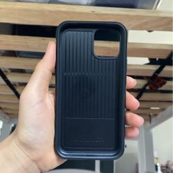 Iphone 11 Pro Black Otter Box