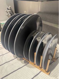 Dinner plates