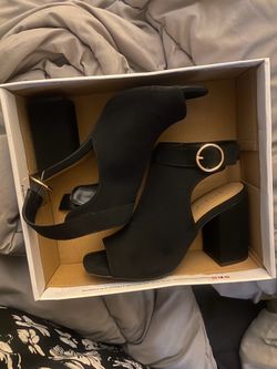Black heels 20$
