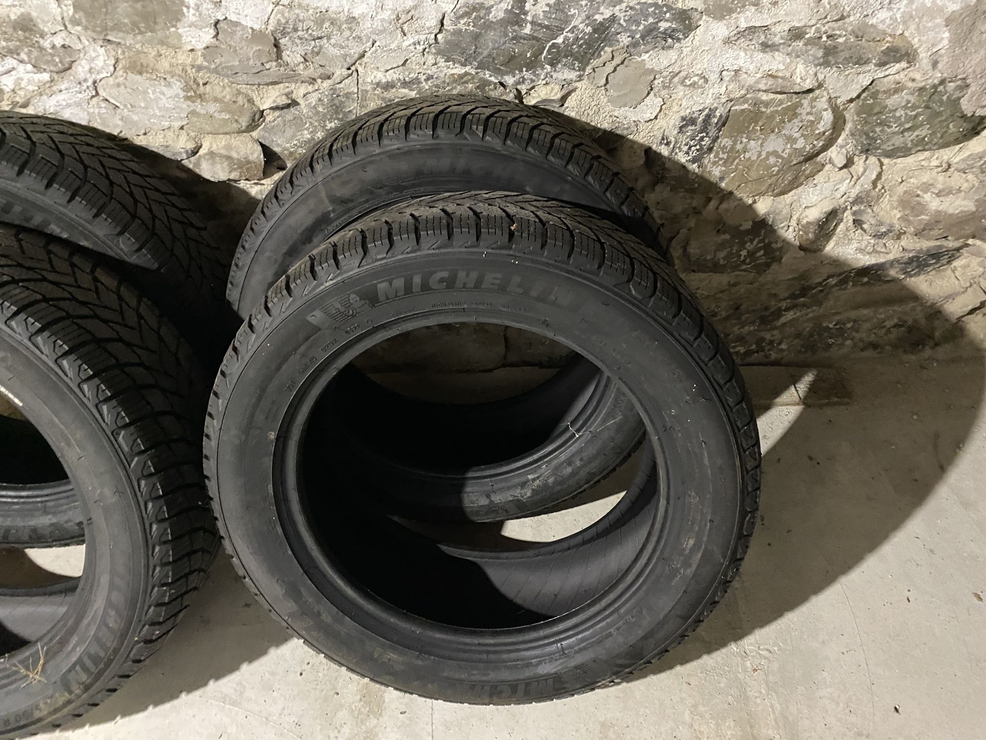 4 Michelin XIce Snow Tires 245/50R18 (Tires Only) for Sale in Malden