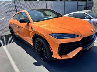2024 Lamborghini Urus