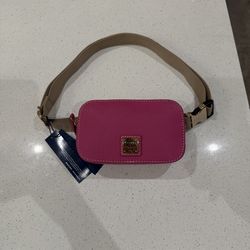 Dooney & Bourke Belt bag
