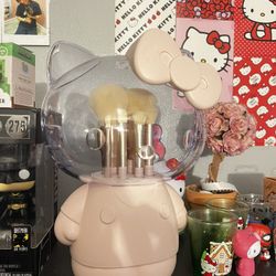 Hellokitty Figurine & Make Up Set Brand New