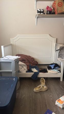 Moving Sale Apple Valley CA, pickup only!