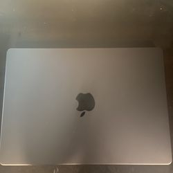 Apple MacBook Pro M3 14”