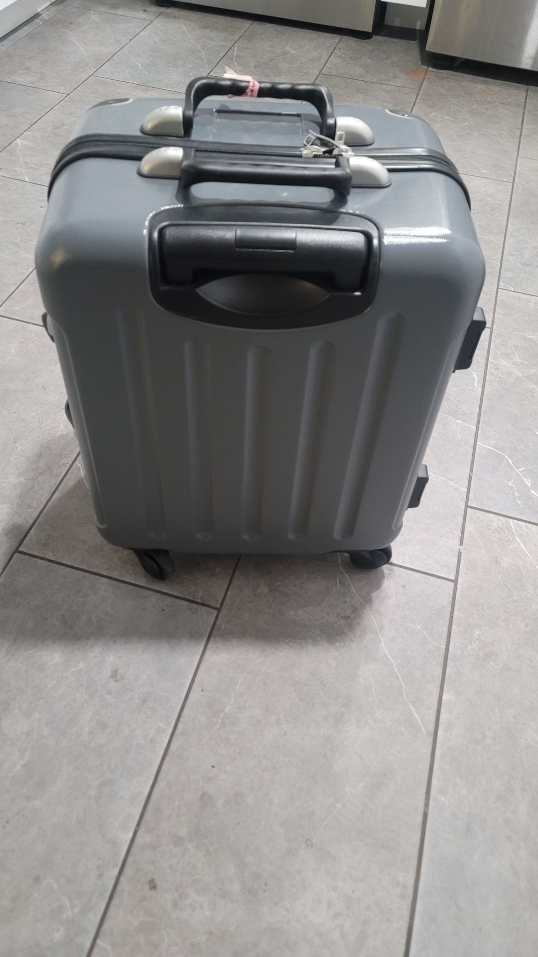 Luggage W/(4) Wine Bottle Compartment