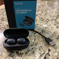 Dudios Wireless Earbuds