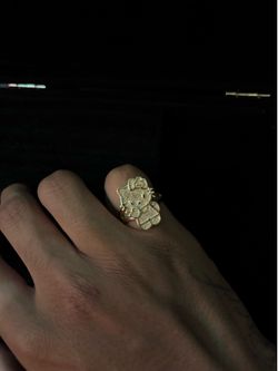 Gold Hello Kitty Ring