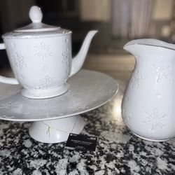 Never Used Pitcher/cake Stand/ Teapot Set