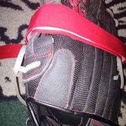 LEFTY LEFT HANDED GLOVE THROW WITH RIGHT HAND 13 INCH RAWLINGS GLOVE !