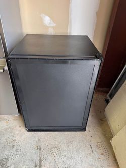 ULINE Panel Ready Beverage Center 24 inch
