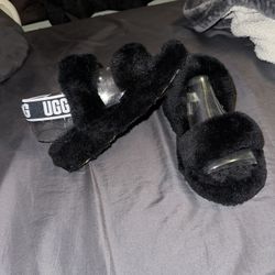 Ugg Fluff Slippers 