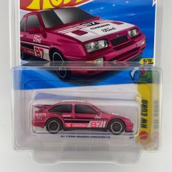 Hot Wheels ‘87 Ford Sierra Cosworth Super Treasure Hunt In Protector