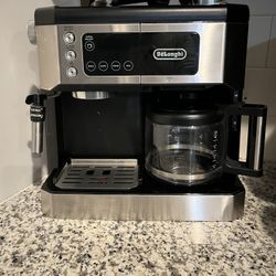 Delonghi Coffee Machine 