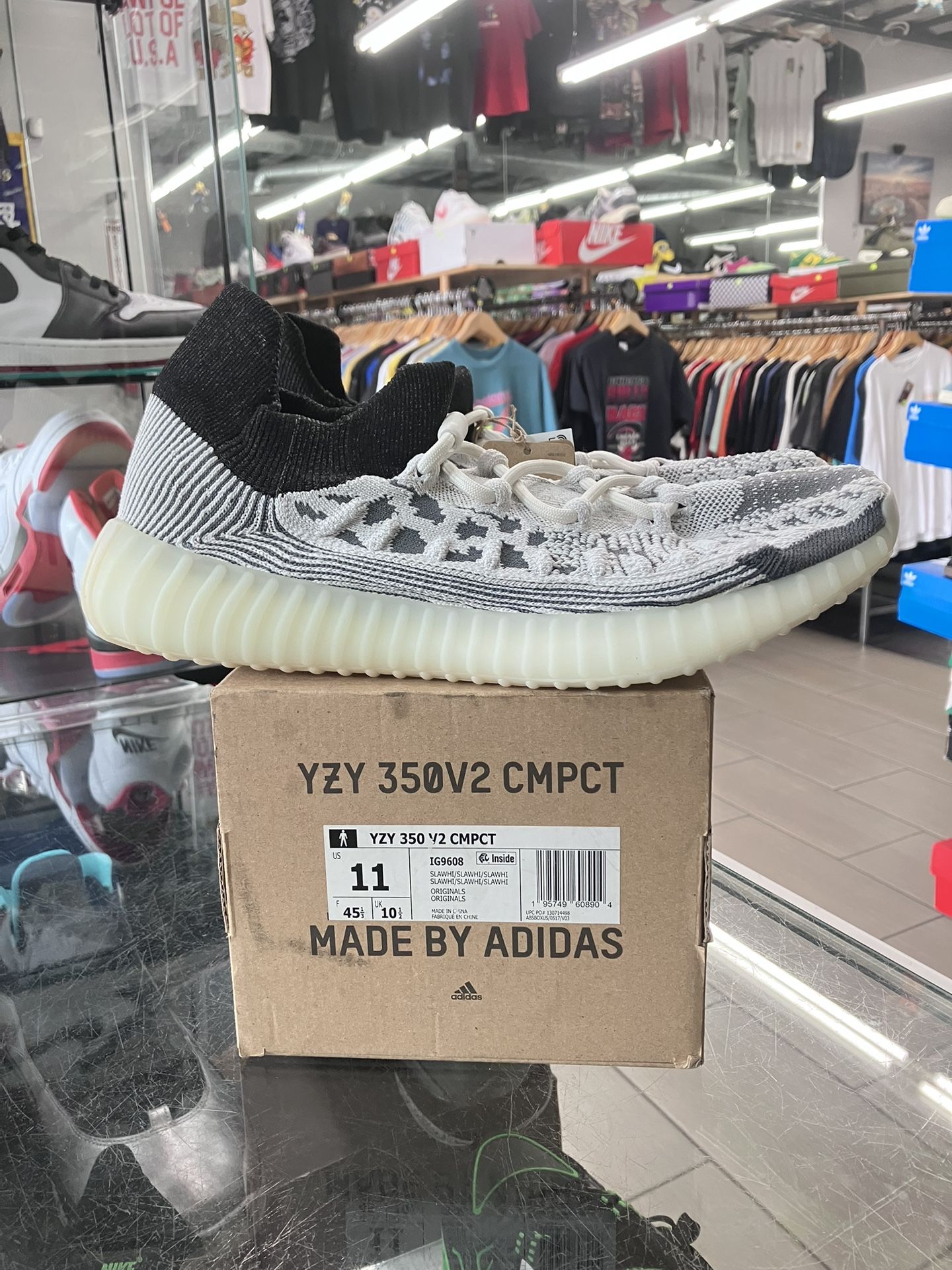 Adidas Yeezy 350 V2 CMPCT Slate Panda main image 6