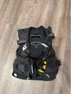 Scubapro Nighthawk BCD (L) + Atomic B2 Regulator Package