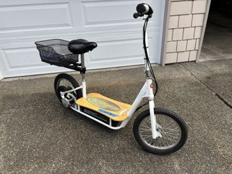 Razor EcoSmart Metro Electric Scooter
