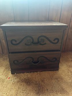 Free Vintage nightstand