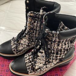 Tory Burch Boots
