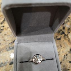 NEW 2.11 cts VVSI WHITE/BLUE GENUINE MOISSAINT IN STAMPED 925 STERLING SILVER SIZE 8 DIAMOND TESTED!