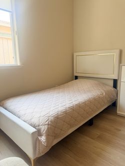 TWIN BED with mattress