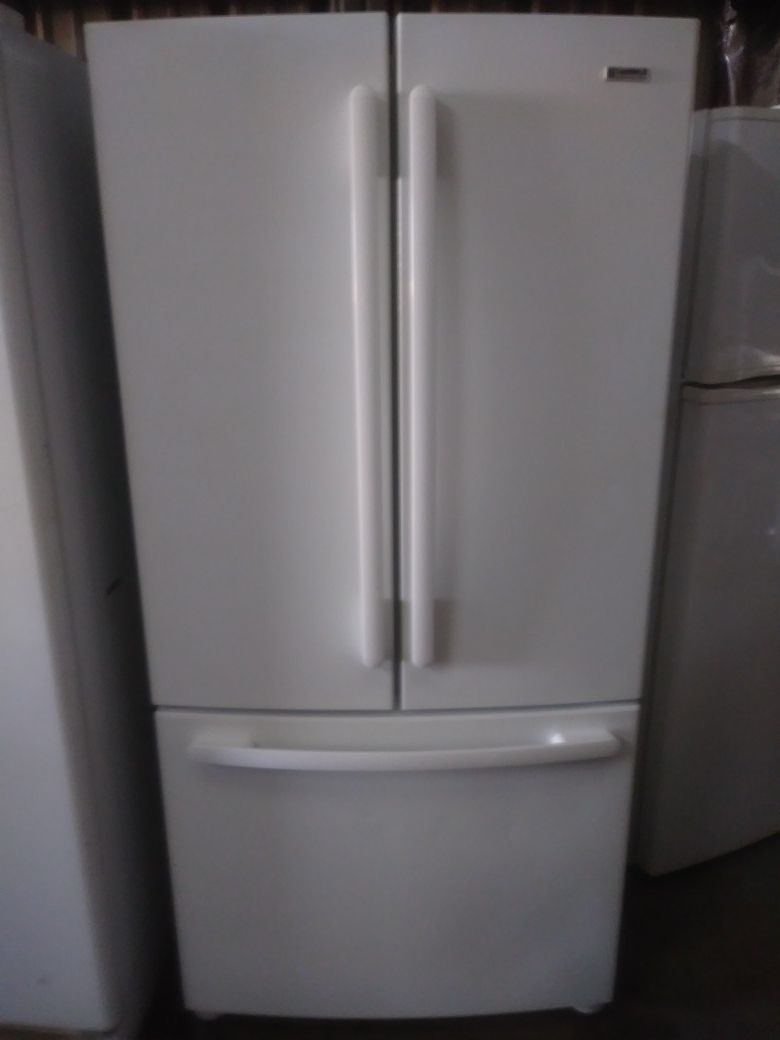 Kenmore Refrigerator $300 With Warranty