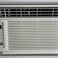 Nice Window Air Conditioner Kenmore - 5,500 BTU