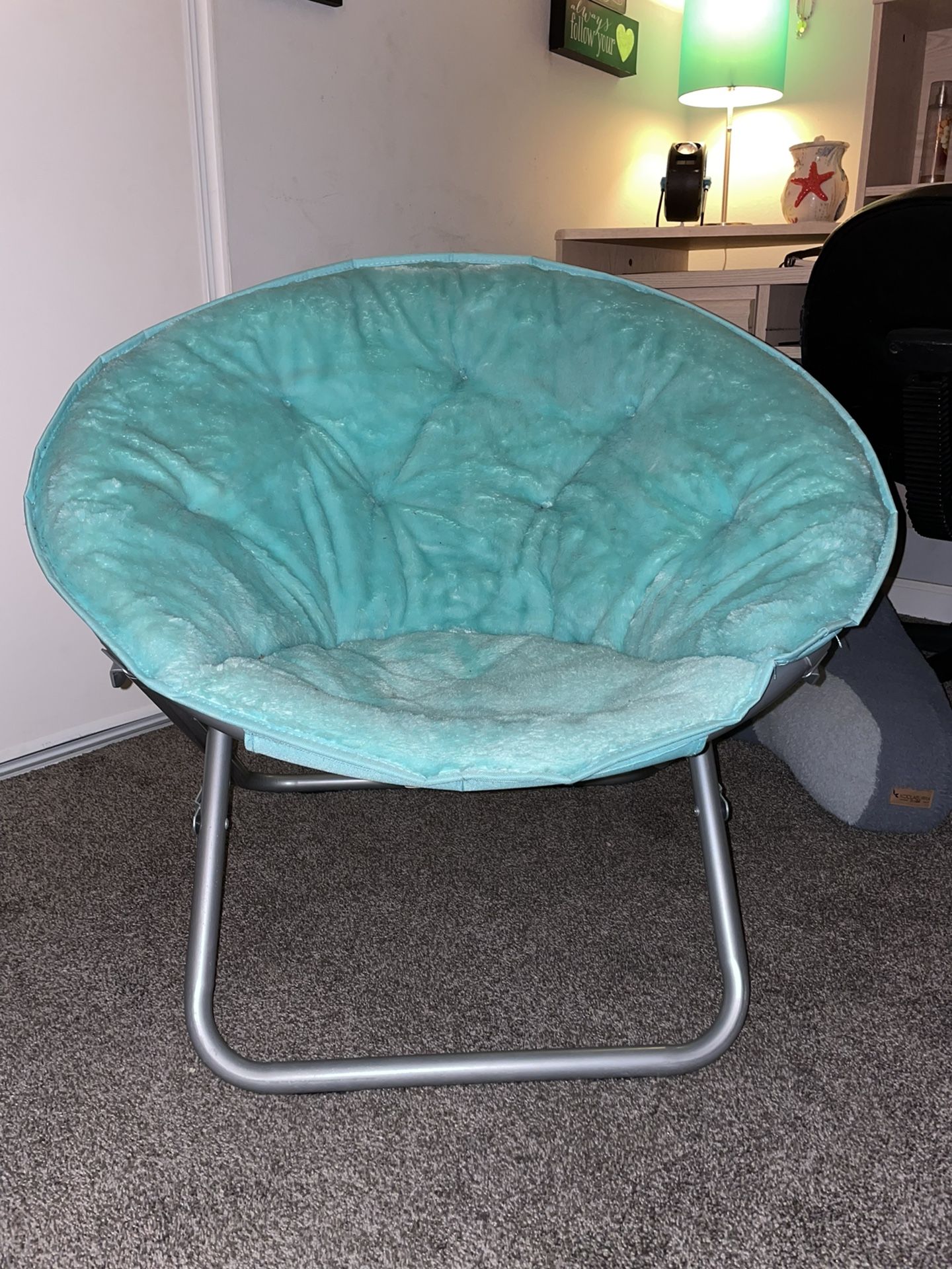 Turquoise Folding fuzzy chair
