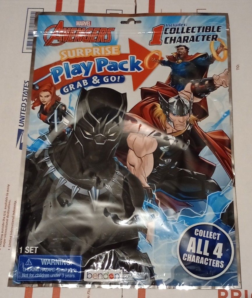Marvel Avengers Surprise Play Pack Grab and Go! Surprise Play Pack