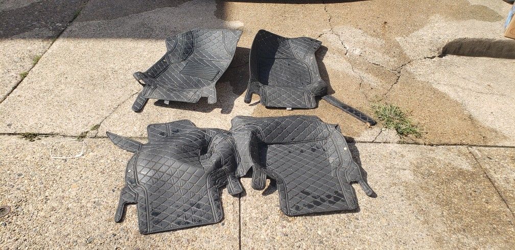 Land Rover. Sport Custom Mats. (2022-2023)