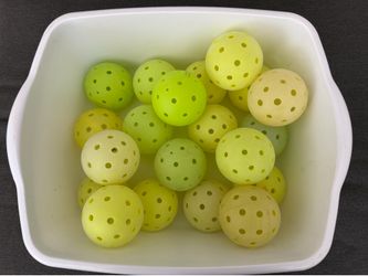 20 Used Outdoor Pickleballs
