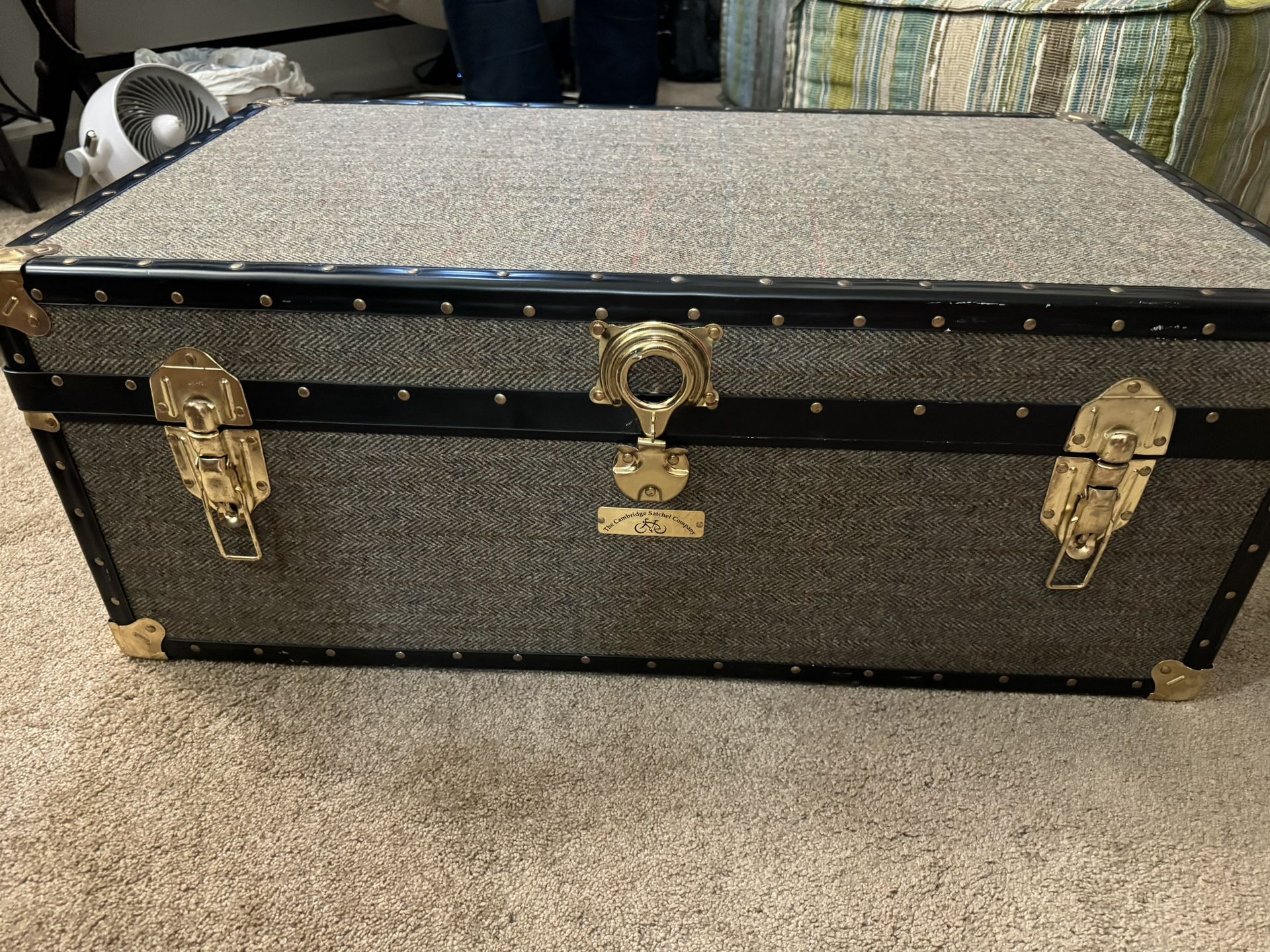 Large Cambridge Satchel Steamer Trunk