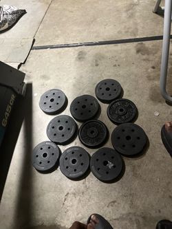 Assorted Standard Barbell Weight Plates (40 KG Total) 🏋️