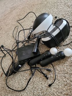 Ps4 Vr With Move Controllers And Camera