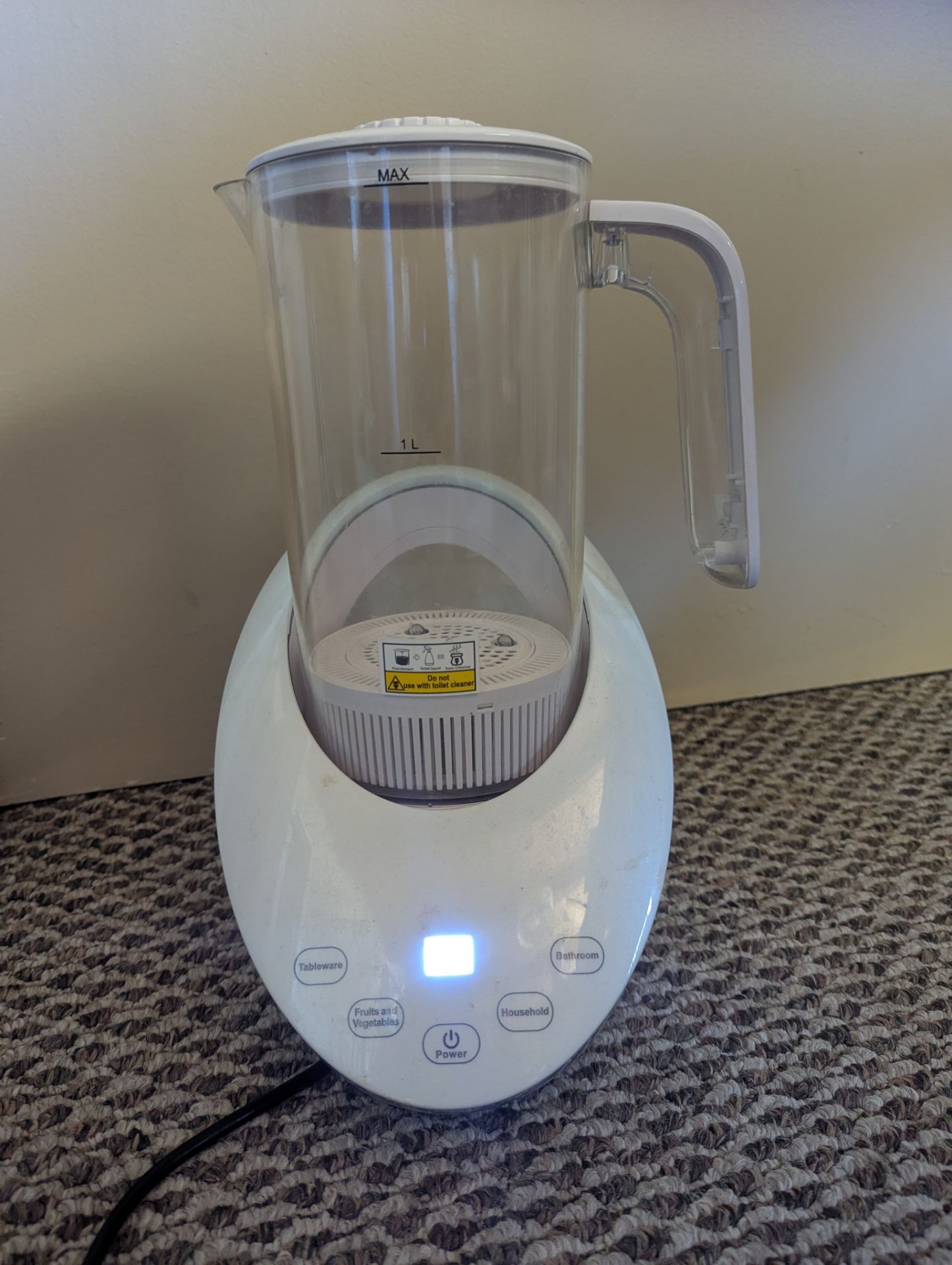 2L Salt bleach generator maker electrolysis table salt nacl hypochlorite electric disinfectant solution cleaner household Williams Sonoma sur la table