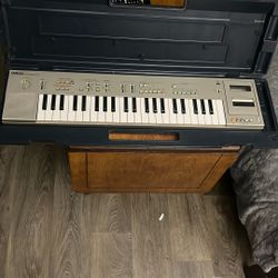 Yamaha PortaSound MP-1