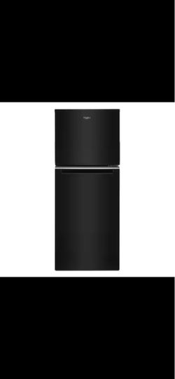 Whirlpool Black Top-Freezer Refrigerator